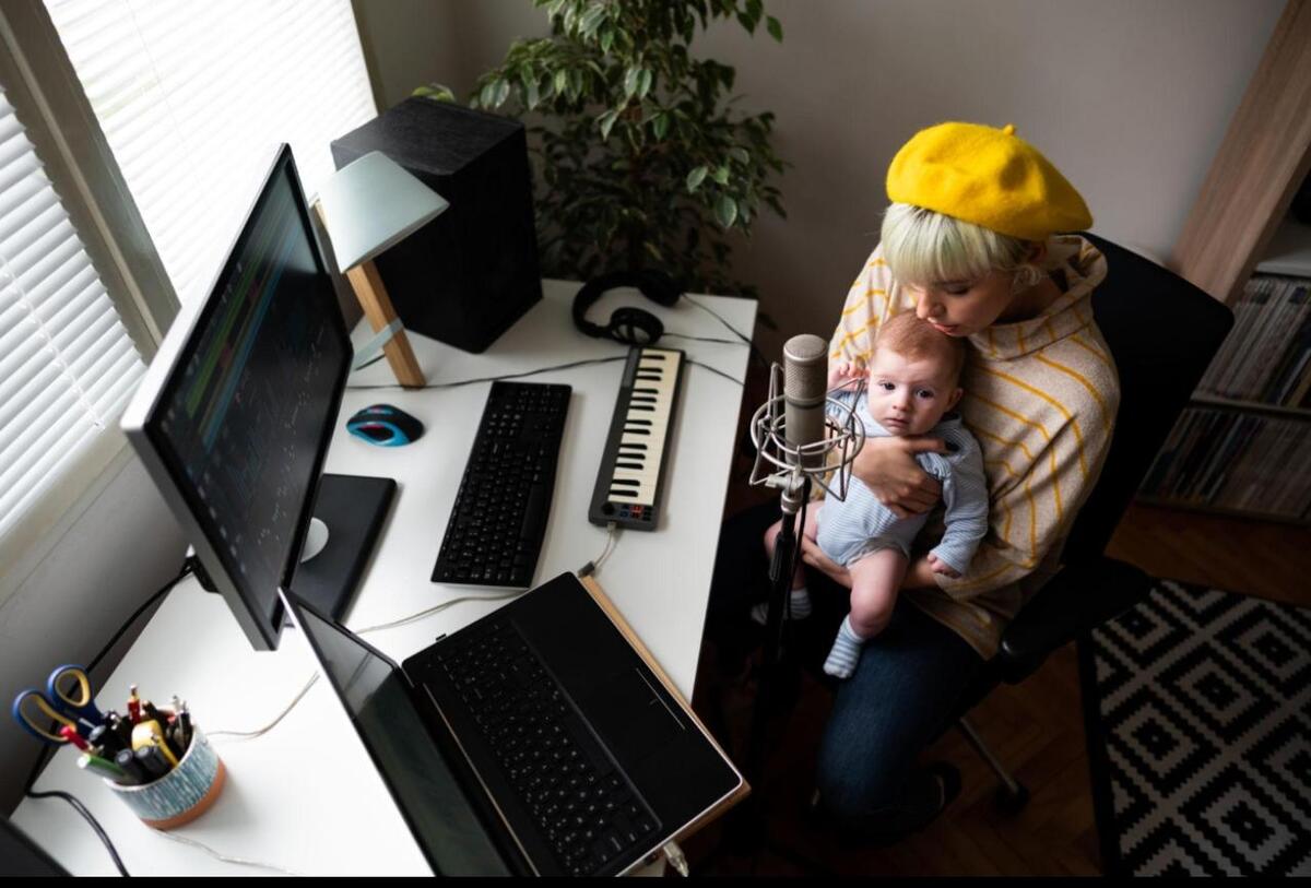 Ser artista y mamá en Chile: tocar de noche, criar de día y sobrevivir entre ambos mundos. Por Teté Zamorano