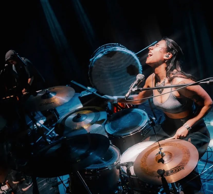 Constanza Valenzuela, baterista de Kinmakirú