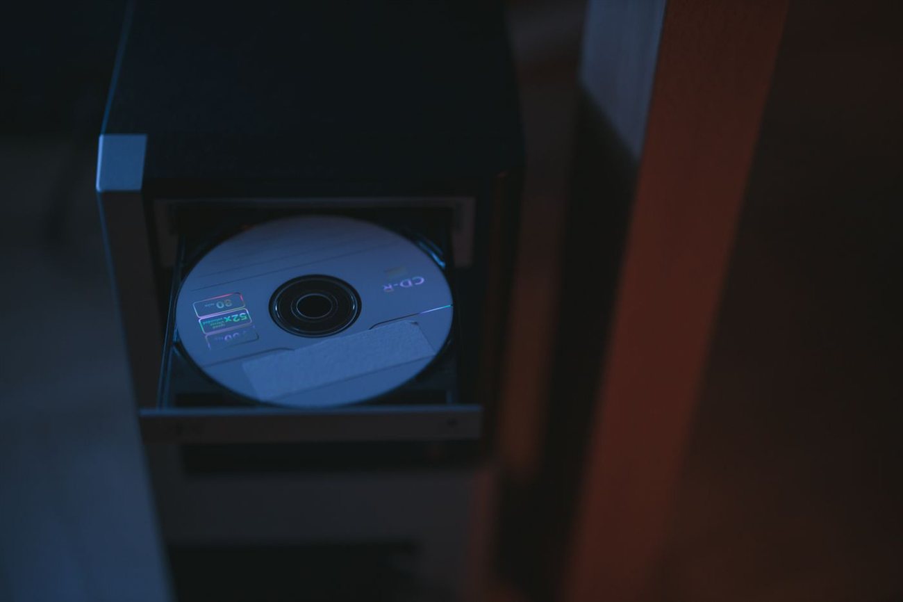 Oro puro en un disco de plástico